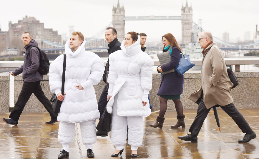 Jurys Inn Hotel Group Duvet Suit traje edredon 3