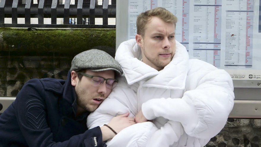 Jurys Inn Hotel Group Duvet Suit traje edredon 6