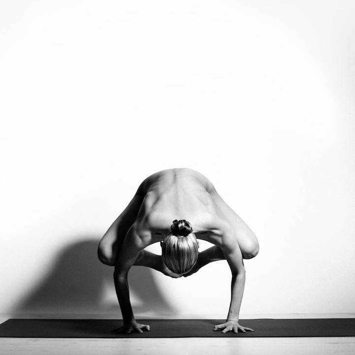 Nude Yoga Girl Cultura Inquieta 6