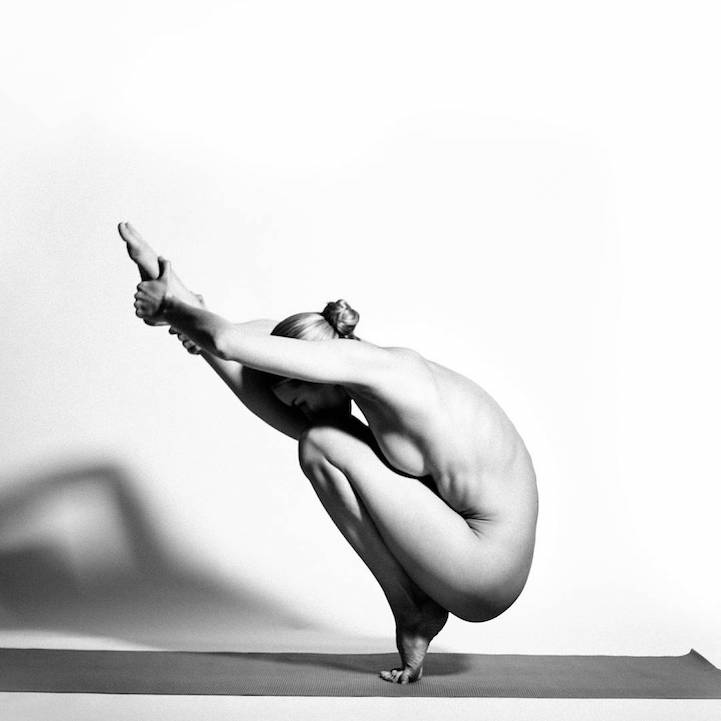 Nude Yoga Girl Cultura Inquieta 9