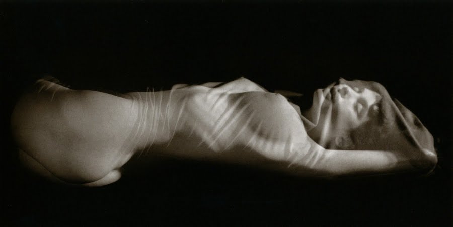 Ruth Bernhard sensualidad