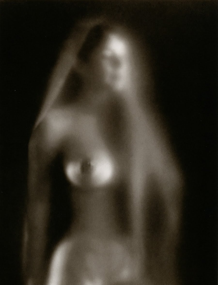 Ruth Bernhard sensualidad