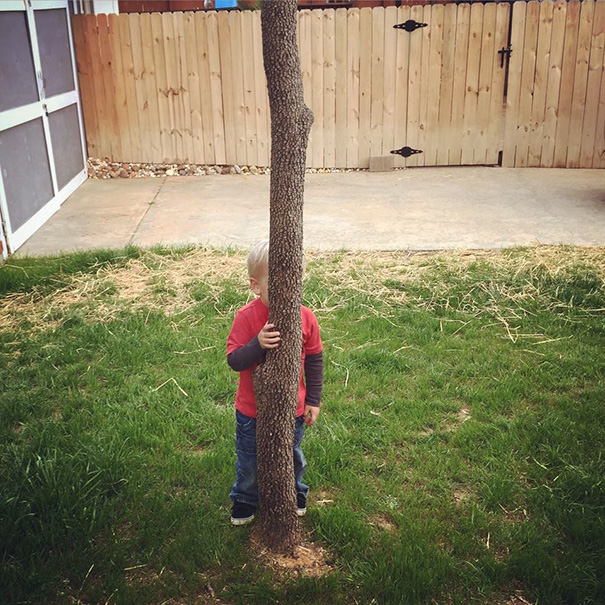 juego escondite humor hide and seek16