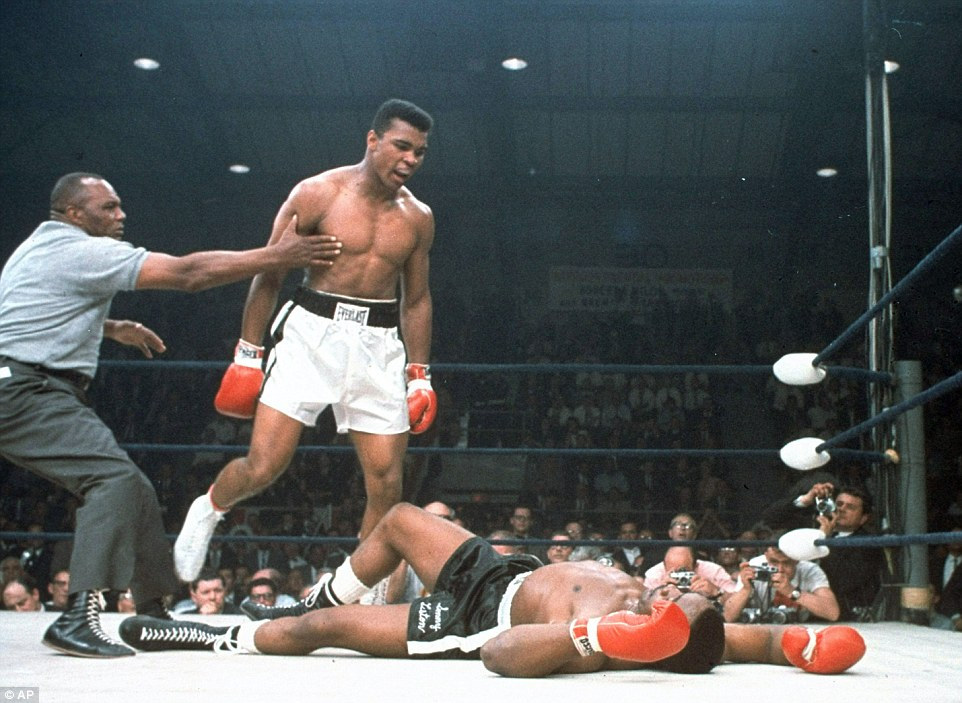 Muhammad Ali vs Sonny Liston 07