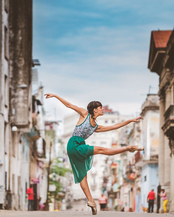 Omar Robles ballet bailarines calles Cuba