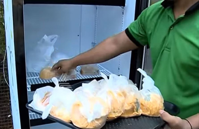 Pappadavada hambre mendigos bondad 6