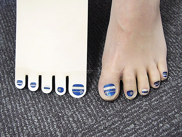 Pre Painted Toenails 10