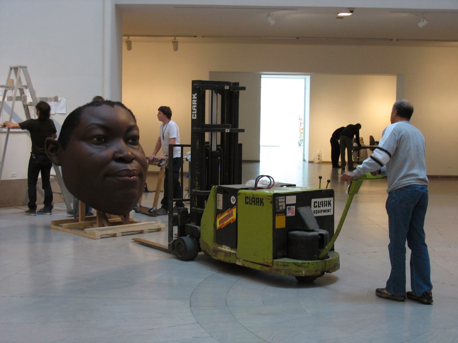 RON MUECK6