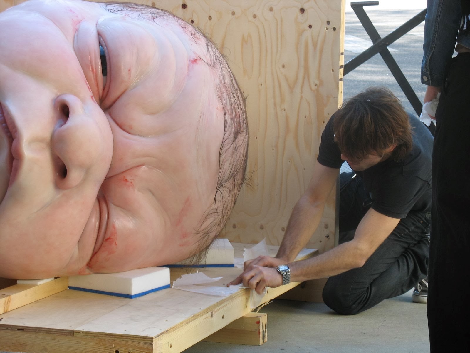 RON MUECK8