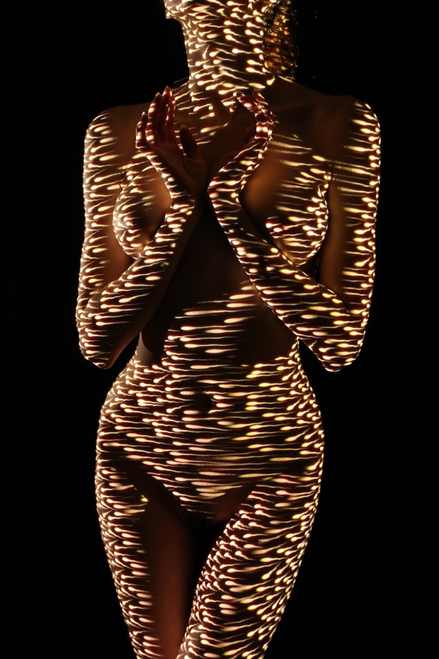 Dani Olivier fotografía erótica proyección
