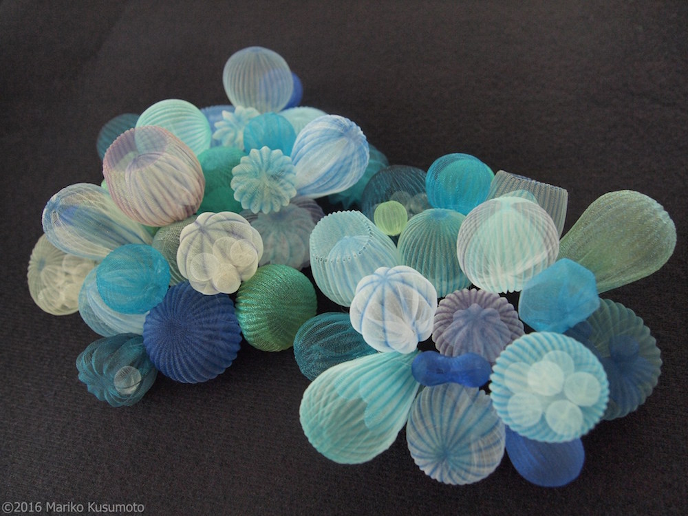Mariko Kusumoto esculturas translucidas 5