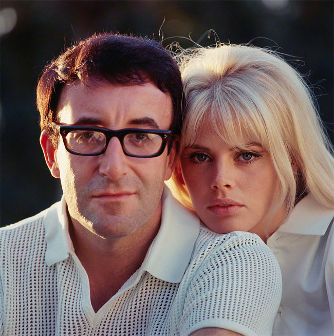 Britt Ekland y Peter Sellers.