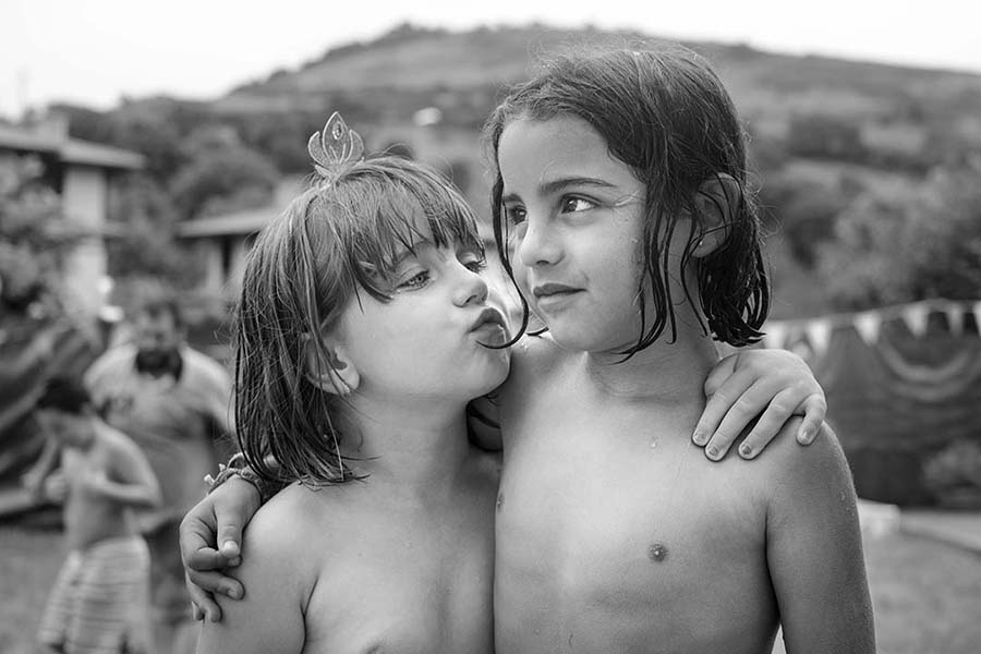 To be happy Yvonne Fernandez