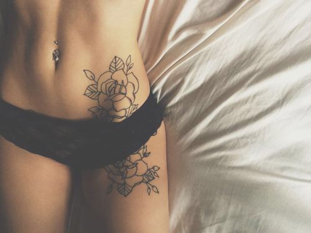 tatuaje mujer sexy 20