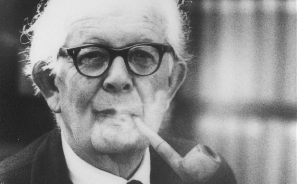 Piaget 1965 e1435067349883 1024x634