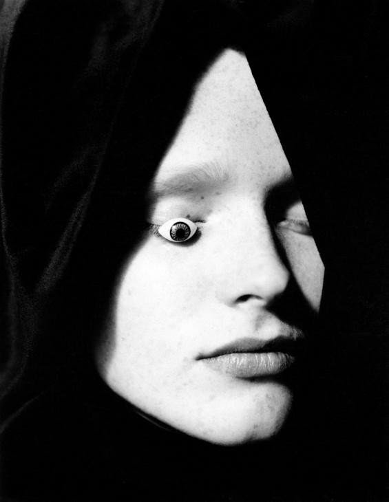 Tono Stano eotica sensual art5