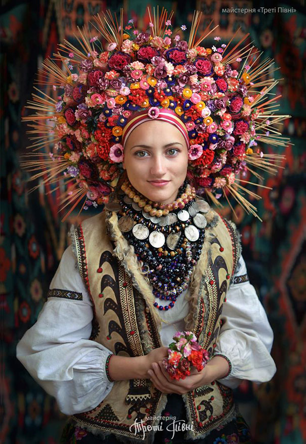 Treti Pivni ucrania tradicion moda 2