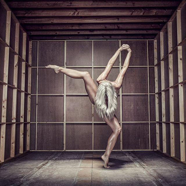dancer 1