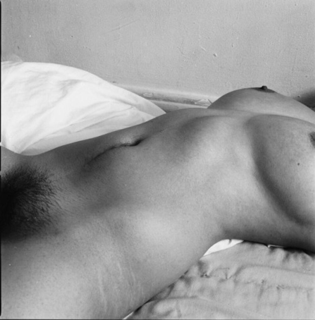 Hugues Erre, Interrieurbleu, erotismo