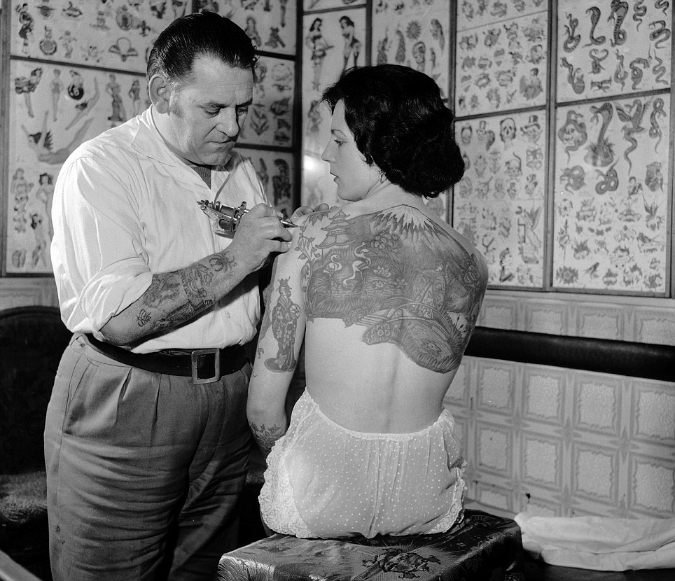 Tattooed Women mujeres tatuadas18