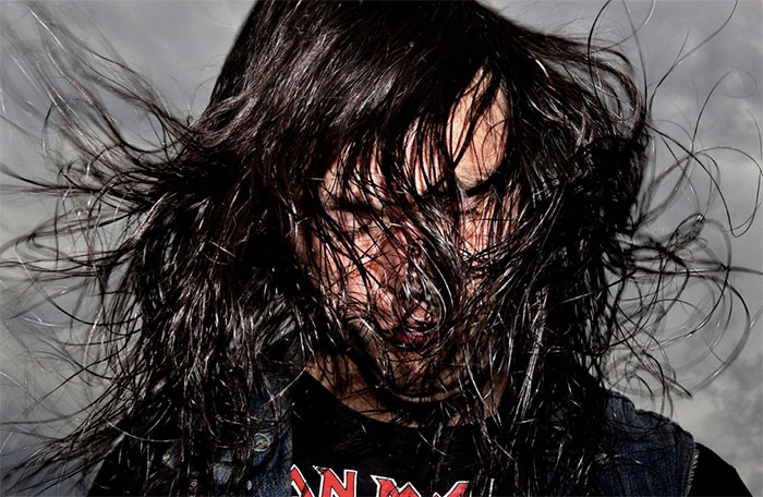 Jacob Ehrbahn bailando heavy metal 11