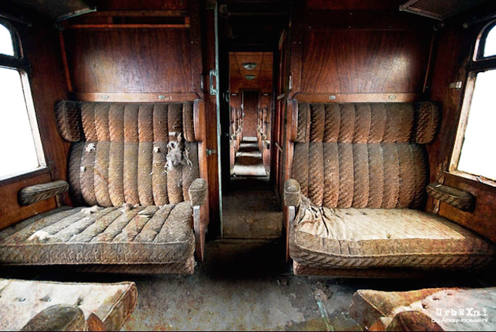 Tren Orient Express oxidado.
