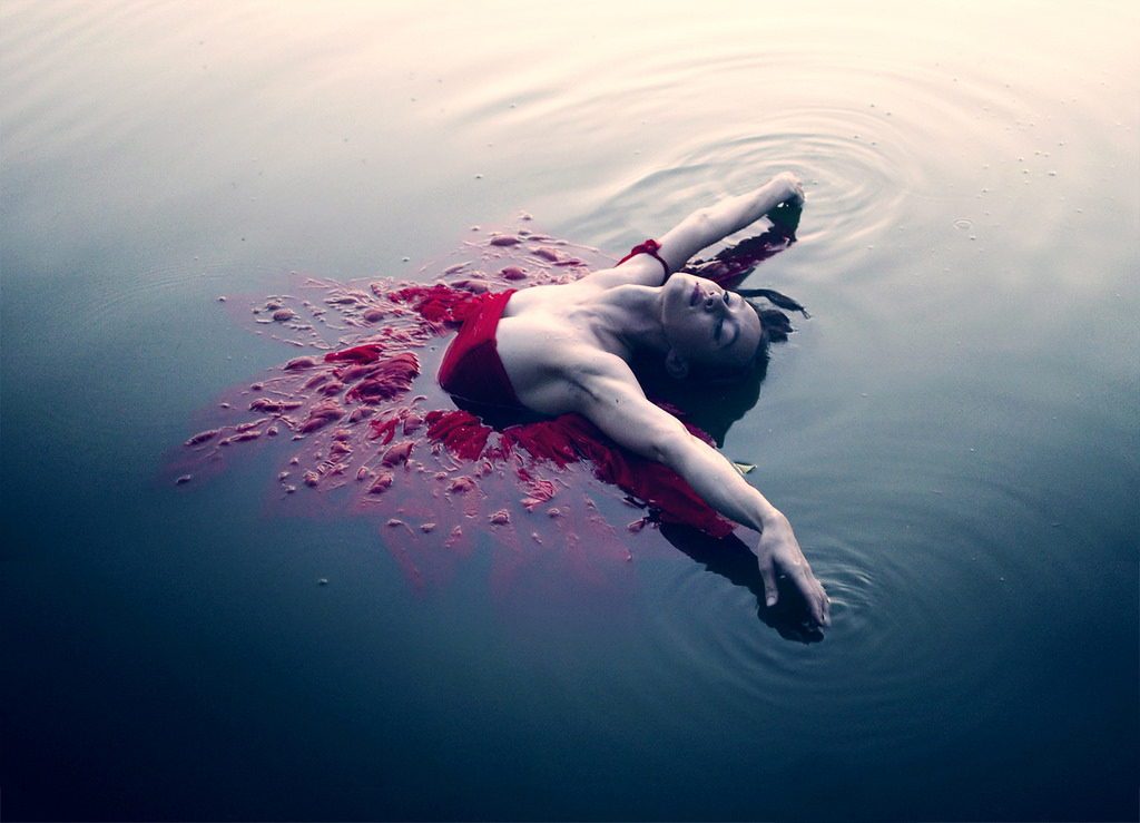 Aliza Razell 08
