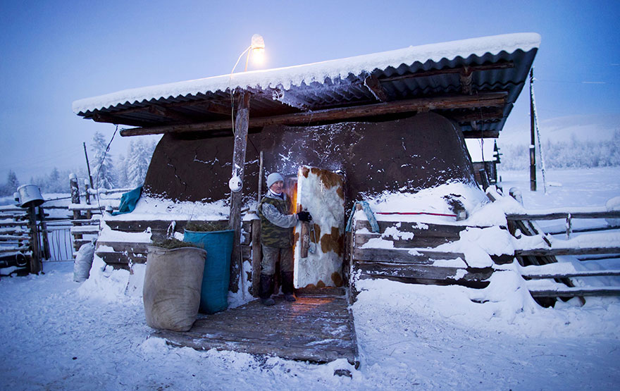 coldest village oymyakon russia amos chaple 11