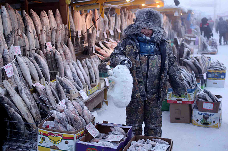 coldest village oymyakon russia amos chaple 19