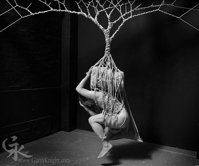 Garth Knight Bondage Art Cultura Inquieta 1