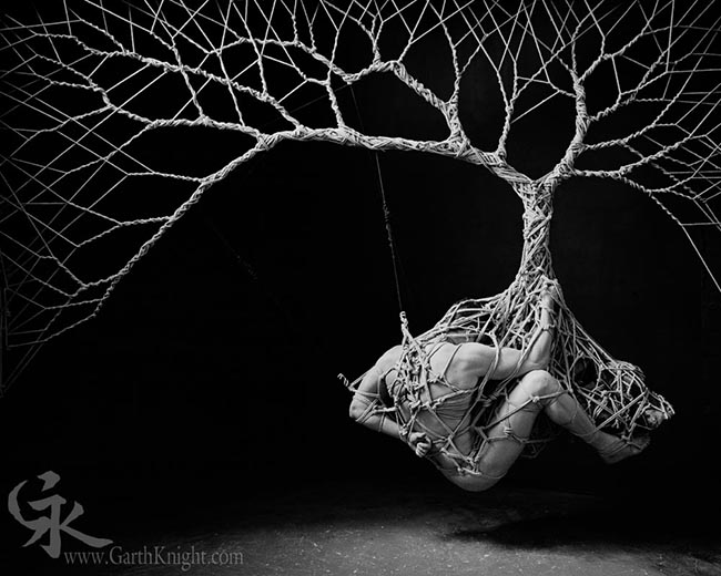 Garth Knight Bondage Art Cultura Inquieta 13