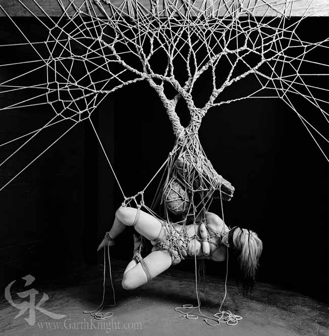 Garth Knight Bondage Art Cultura Inquieta 7