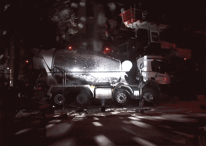 camion hormigonera discoteca