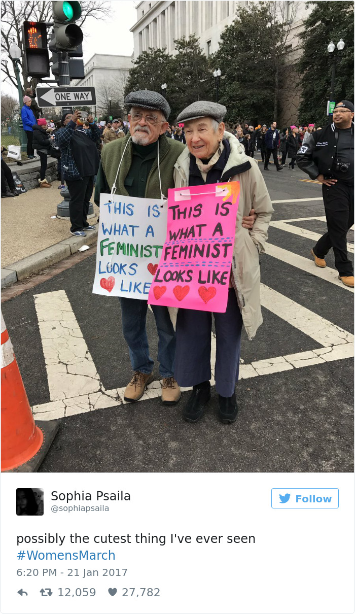 carteles women march 4