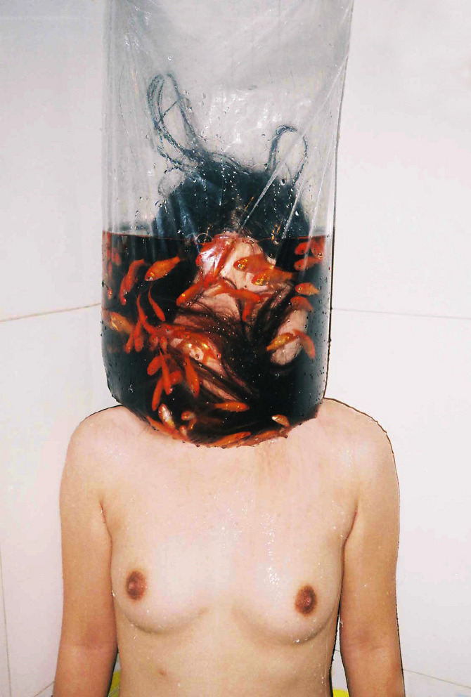 Fotografías de Ren Hang