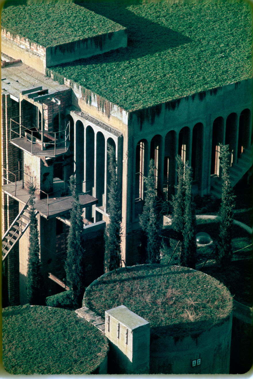 Ricardo Bofill casa personal cemento La Fábrica
