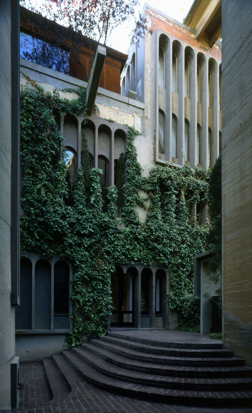 Ricardo Bofill casa personal cemento La Fábrica
