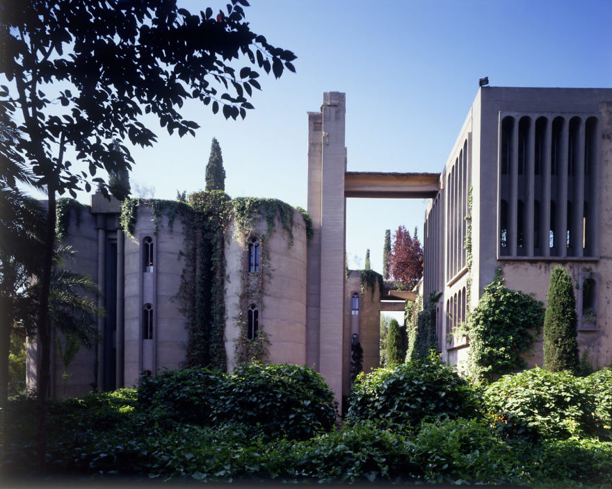 Ricardo Bofill casa personal cemento La Fábrica