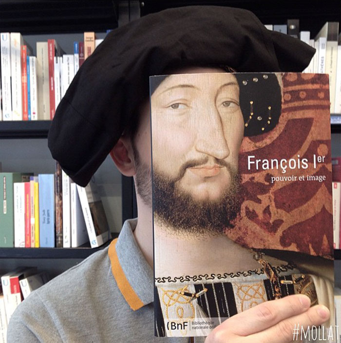 libreria montaje con libros humor 25