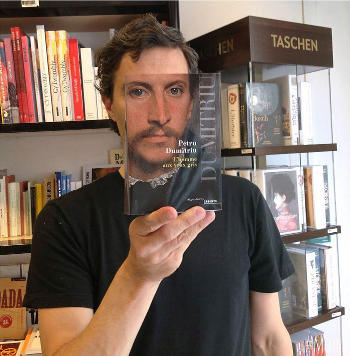 libreria montaje con libros humor 3