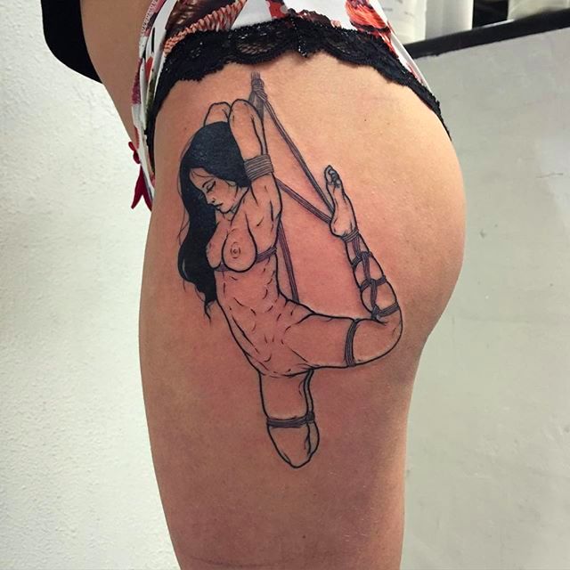 Sad Amish tatuaje erotico 4