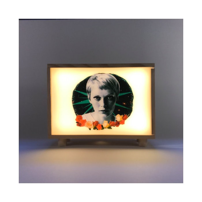 lightbox mia 1