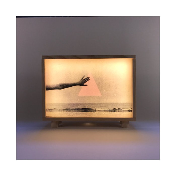 lightbox sea