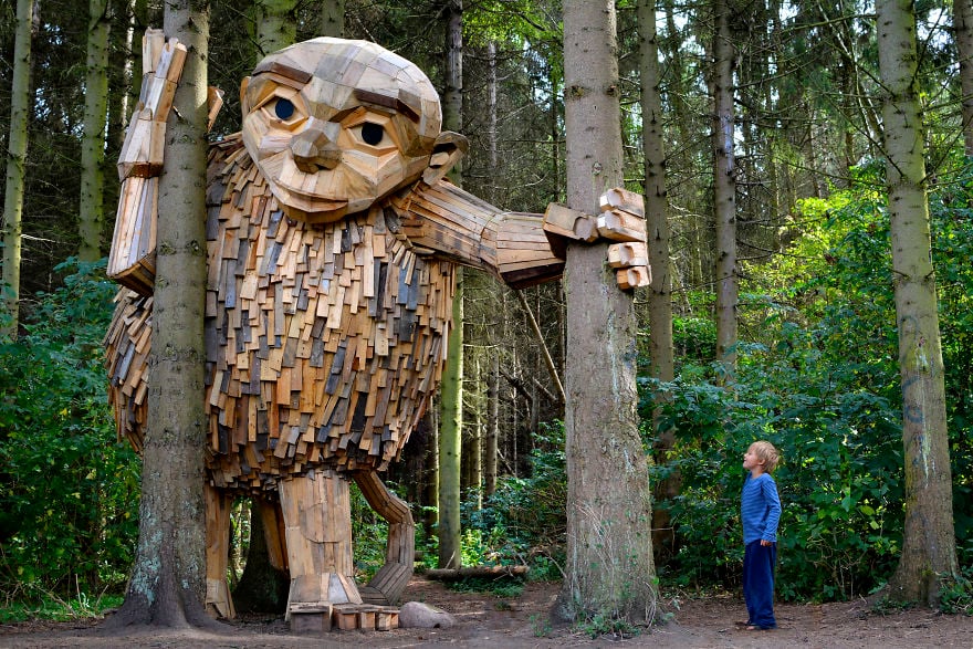 Thomas Dambo gigantes de madera 