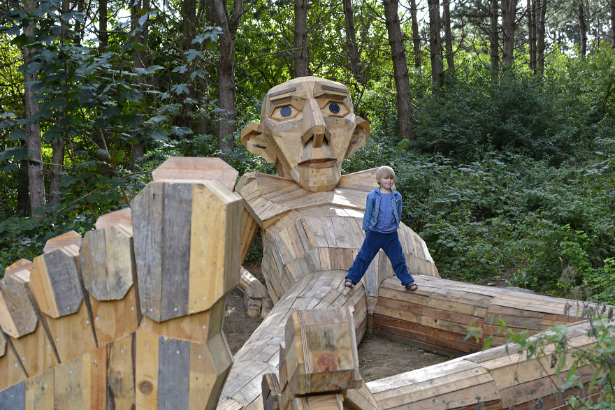 Thomas Dambo gigantes de madera 3