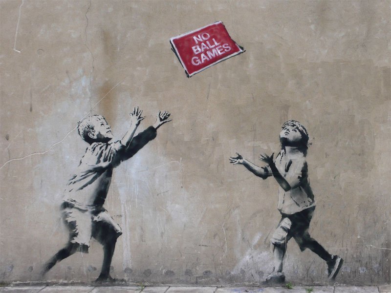 Obra de Banksy, No ball games.