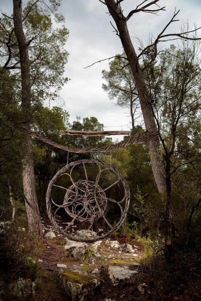 Spencer Byles esculturas bosque 10