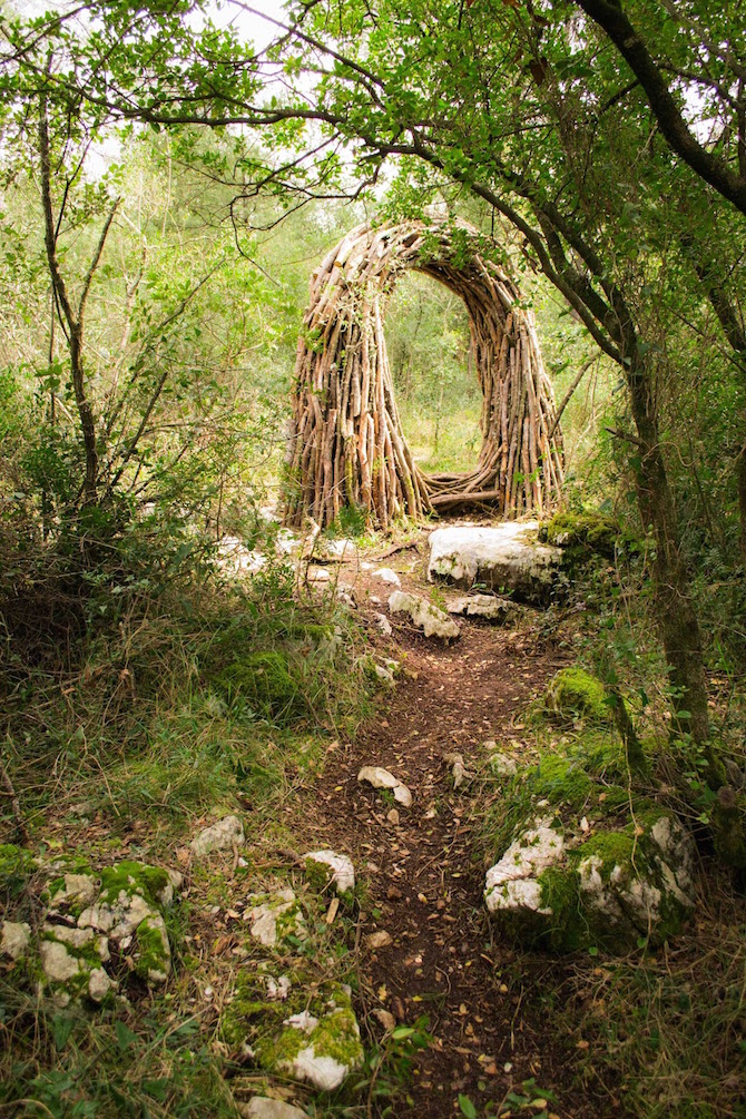 Spencer Byles esculturas bosque 12