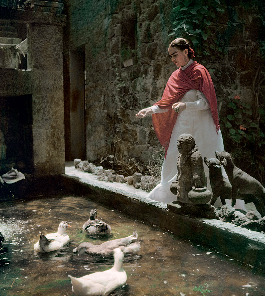 frida kahlo rare photos gisele freund 8 595cd87217415 880