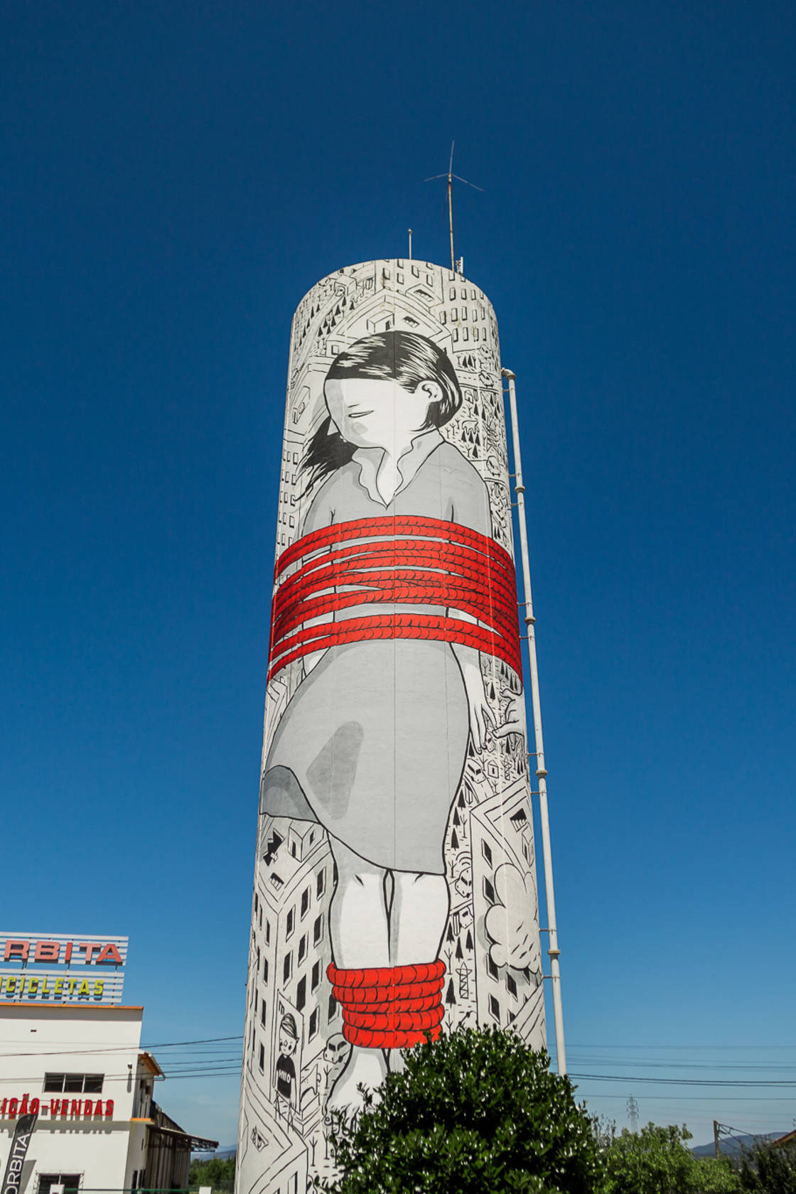 millo street art 11